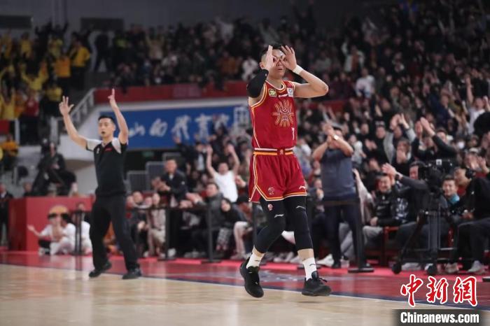 山西汾酒男篮107-105险胜浙