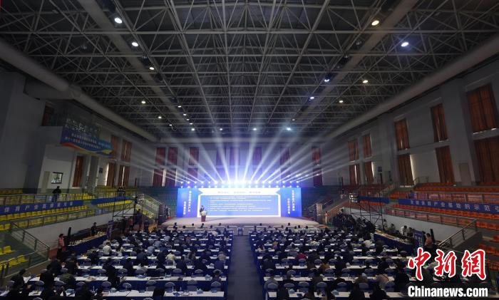 2023界首国家体育产业示范基地发展大会聚焦体育