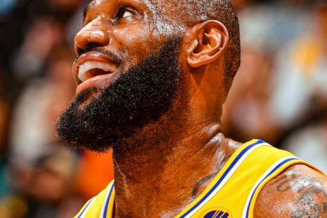 东契奇赛季报销 里夫斯伤