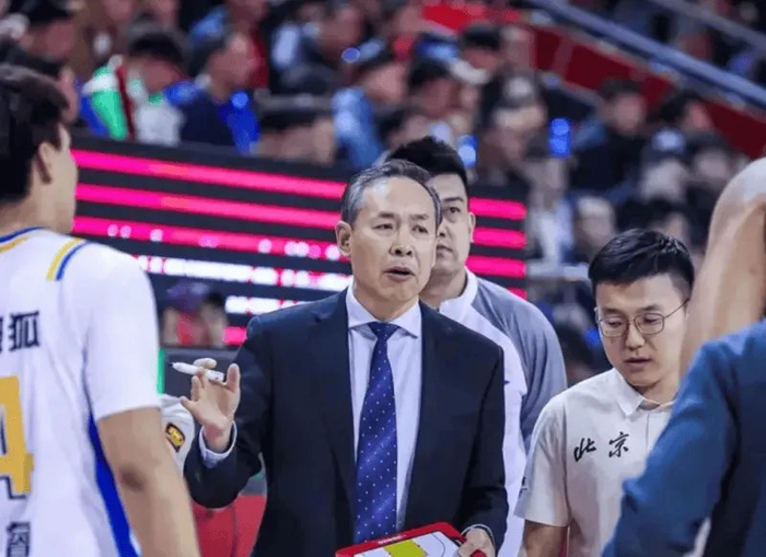 北京力克广州 陈盈骏关键爆发助队逆转